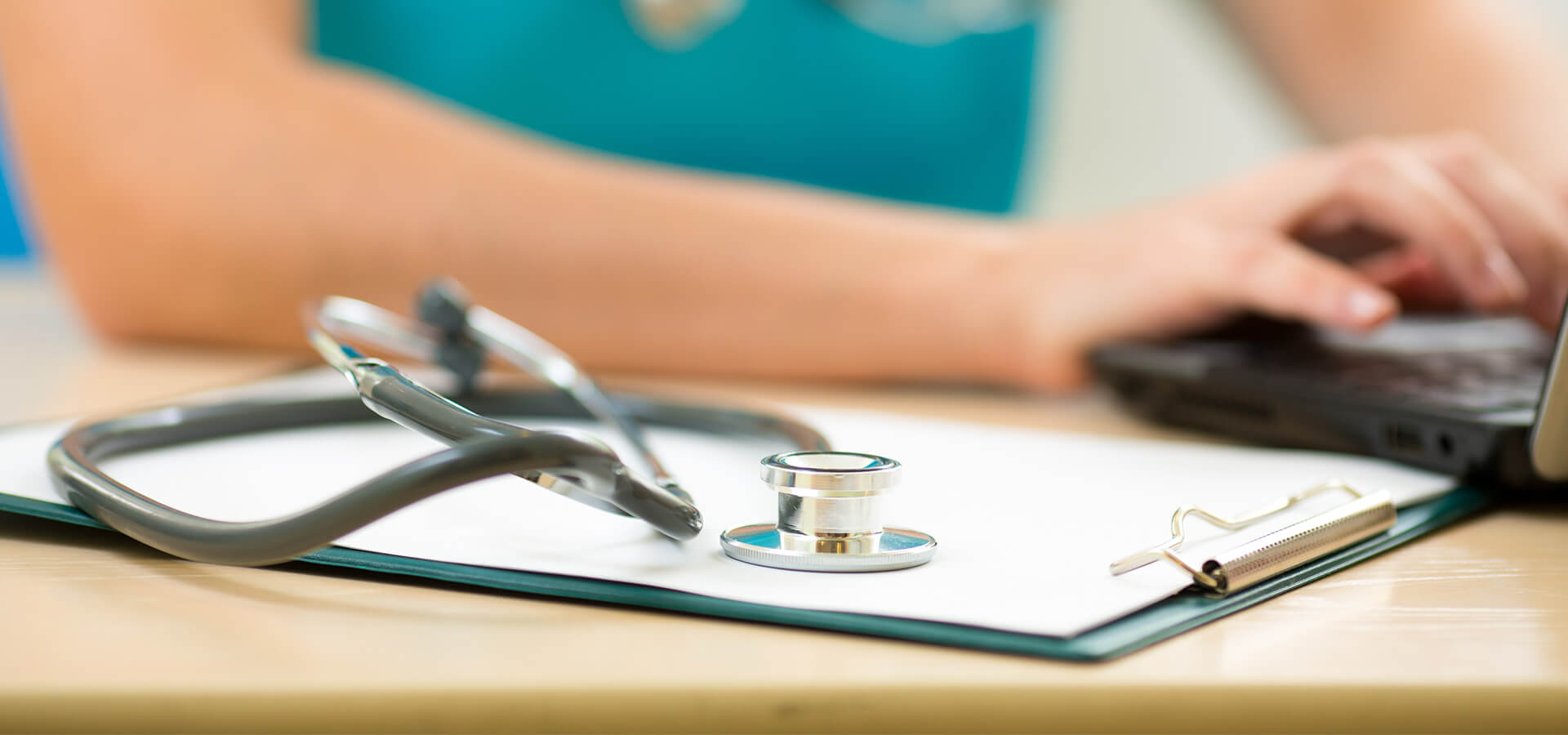 header-frs doctor doing internet research