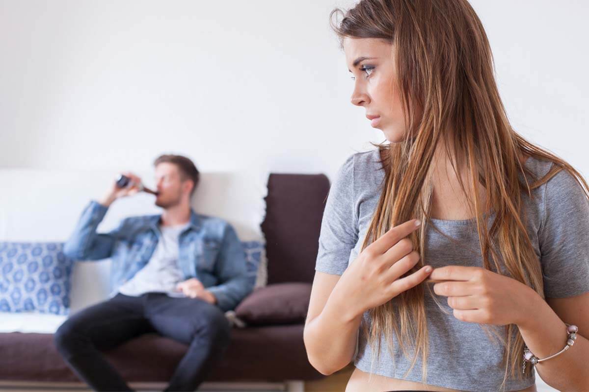 stages-of-addiction woman worrying her partner is going through the stages of addiction